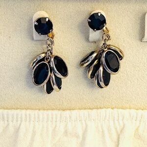 Source Unknown Black and Gold Earrings
